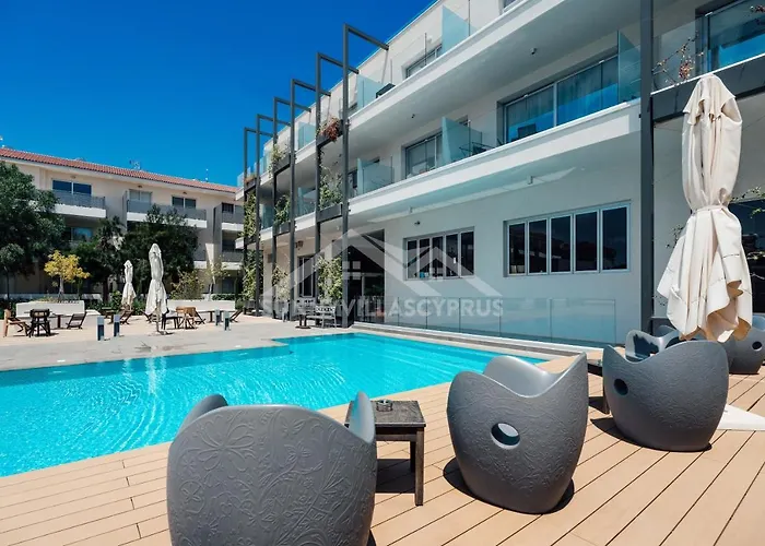 Sunnyvillas: 2br Mythical Apt*swimming Pool*ak04 Paralimni